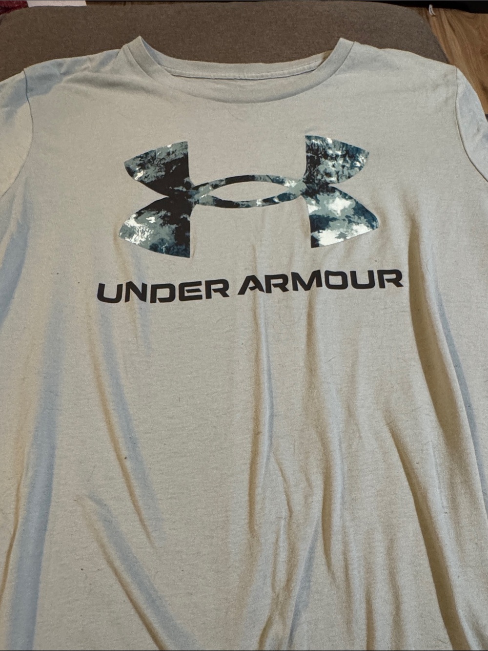 Women’s under Armour short sleeve T-shirt